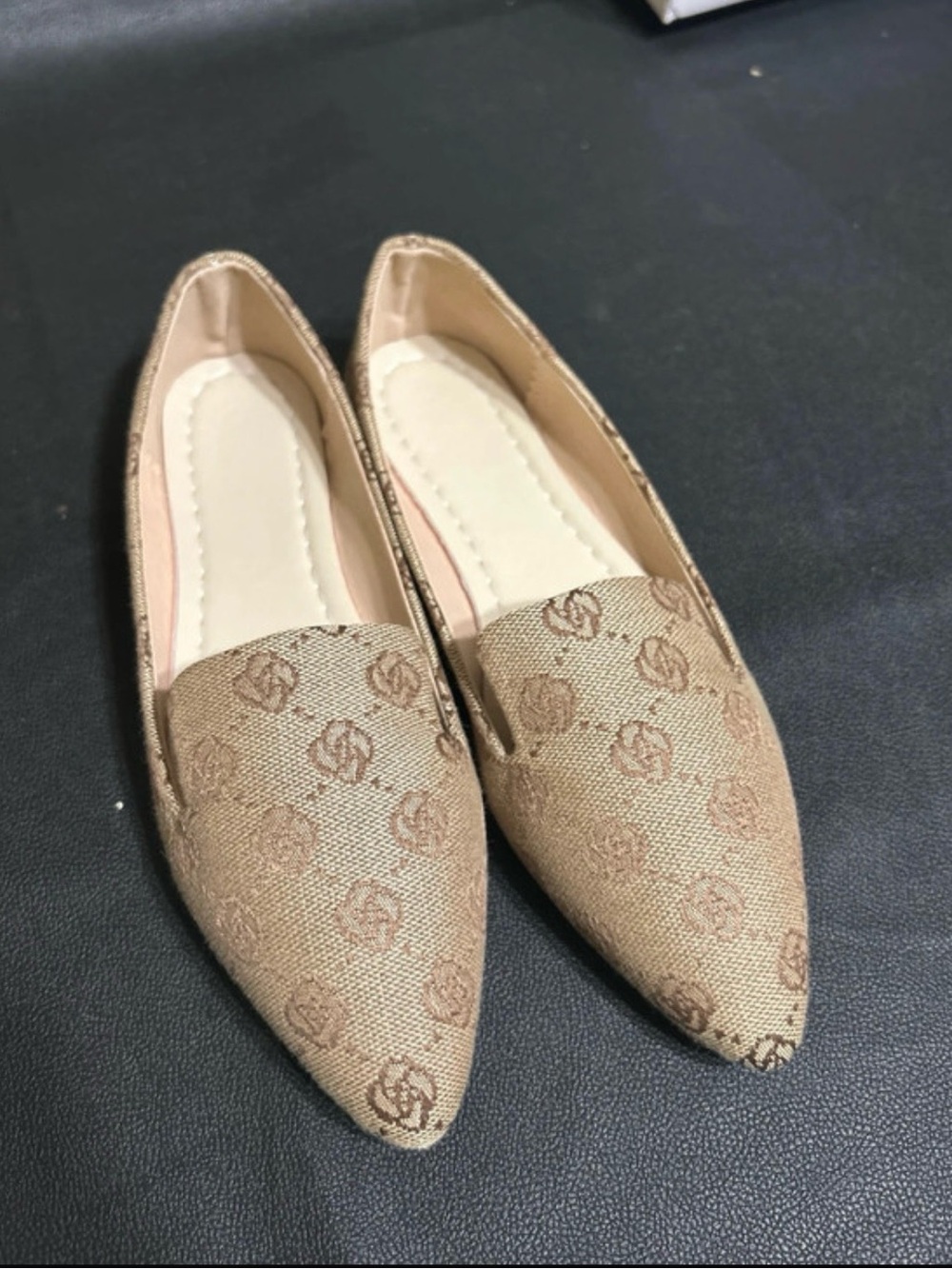 Causal flats